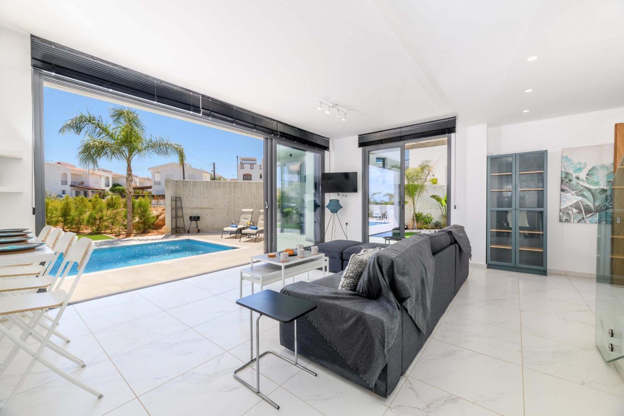 By The Beach - Royal Sapphire Villa Πρωταράς Εξωτερικό φωτογραφία